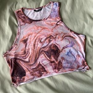 Marble crop tank